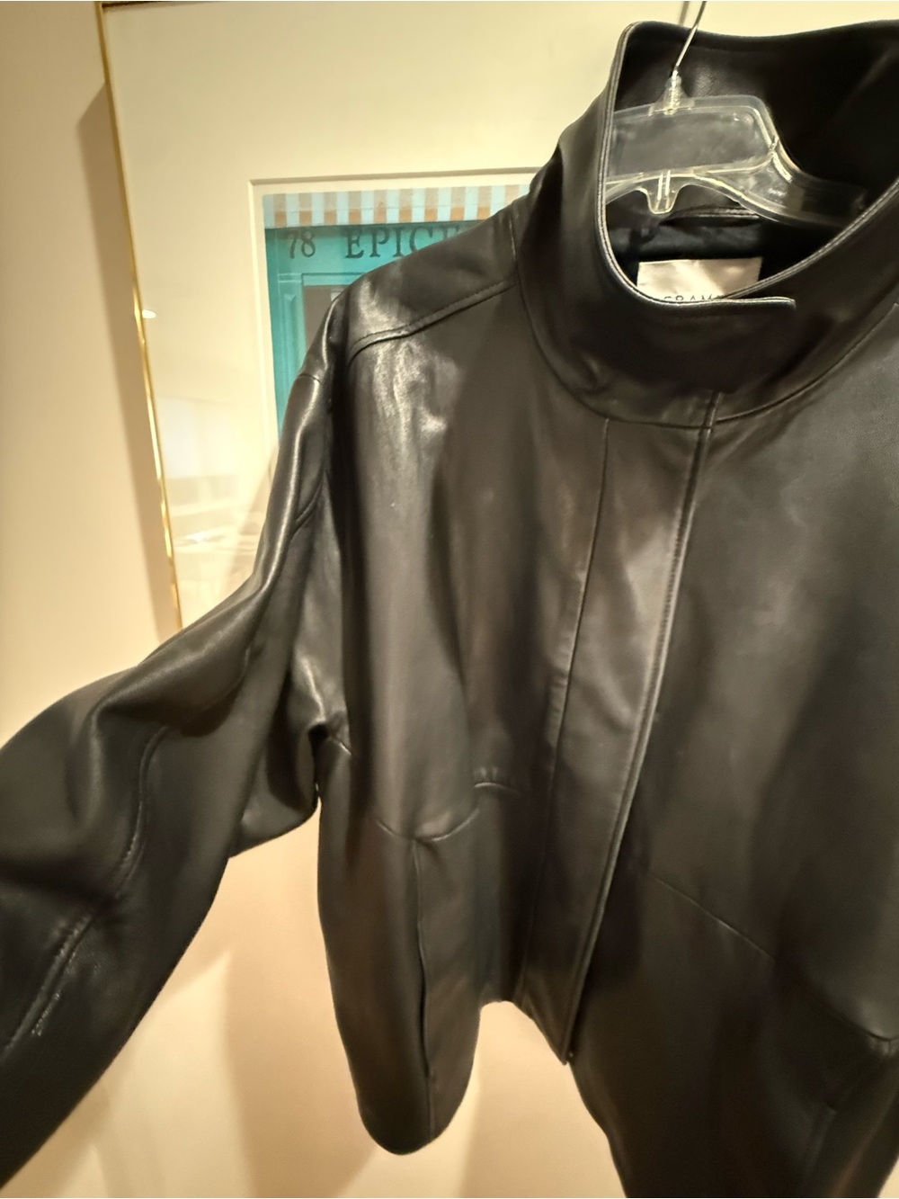 Leather jacket - Picture 4 of 7